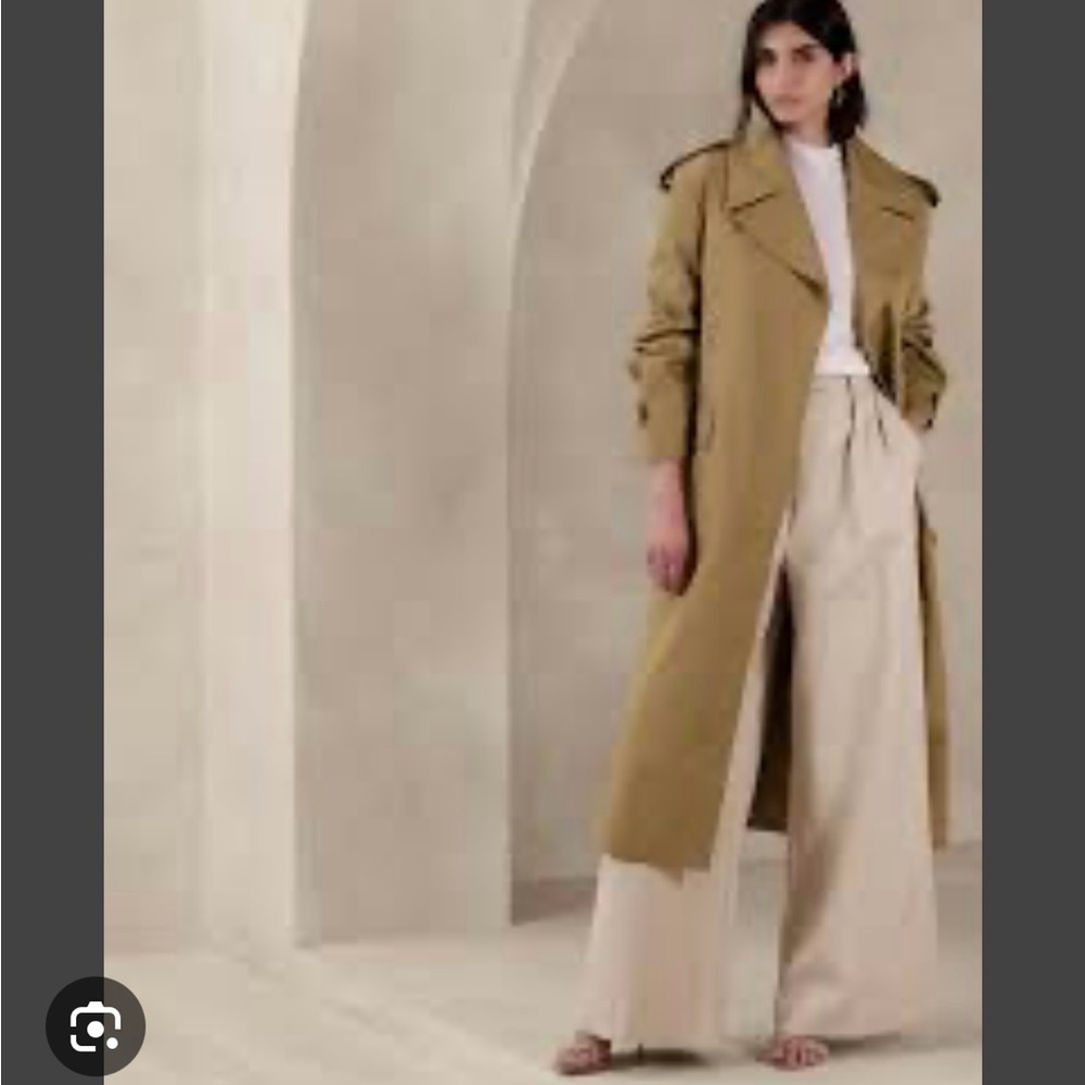 Banana Republic Tan Trench Coat